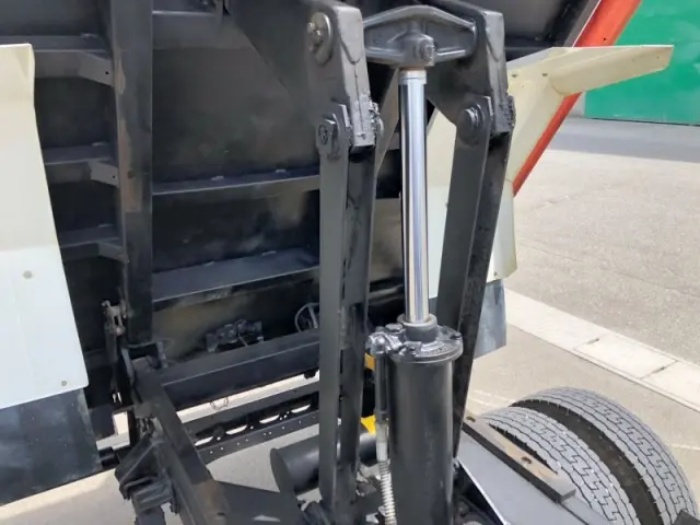 いすゞ フォワード TKG-FRR90S1(2WD)の写真29