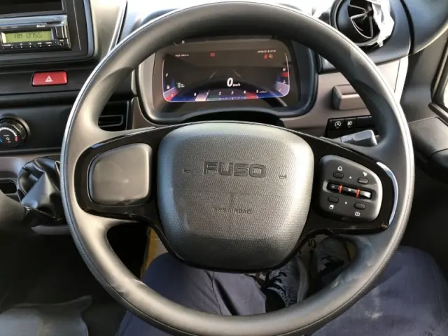 三菱 キャンター 2RG-FBA20(2WD)の写真12