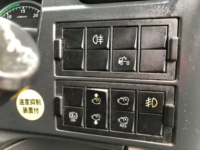 UD クオン 2PG-GK5AAB(2WD)の写真12