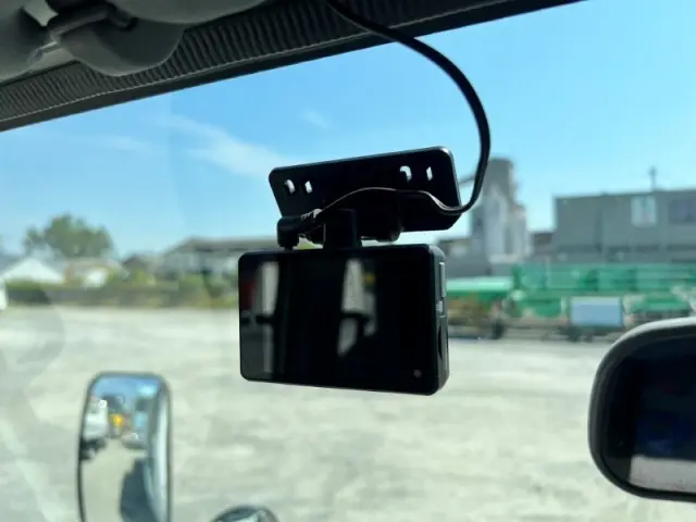 いすゞ エルフ TRG-NHR85A(2WD)の写真12