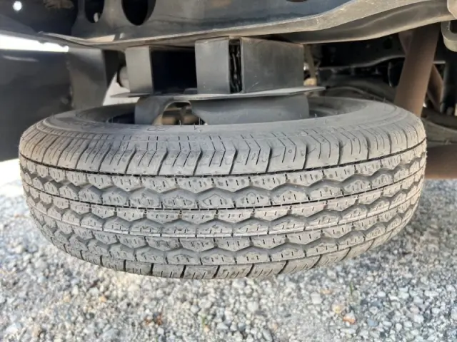 いすゞ エルフ TRG-NHR85A(2WD)の写真20