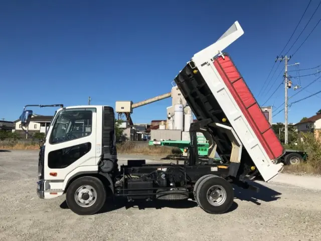 三菱 ファイター 2KG-FK72F(2WD)の写真5