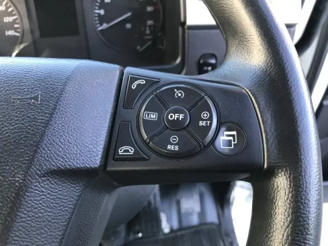 三菱 ファイター 2KG-FK72F(2WD)の写真13