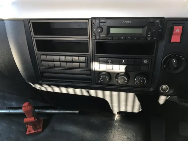 三菱 ファイター 2KG-FK72F(2WD)の写真15