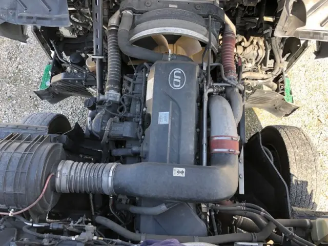 UD クオン QPG-CG5ZA(8x4)の写真16