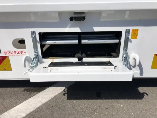 日野 プロフィア 2DG-FS1AJE(6x4)の写真39