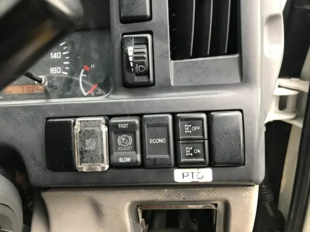 いすゞ エルフ TPG-NKR85AR(2WD)の写真10