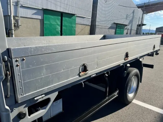 いすゞ エルフ TPG-NKR85AR(2WD)の写真25