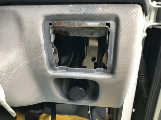いすゞ エルフ TPG-NKR85AR(2WD)の写真44