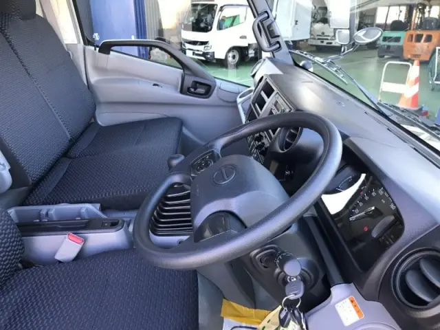 日野 デュトロ 2WG-XZU713M(2WD)の写真7