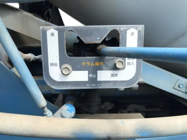 日野 レンジャー LKG-FJ7JDAA(2WD)の写真36