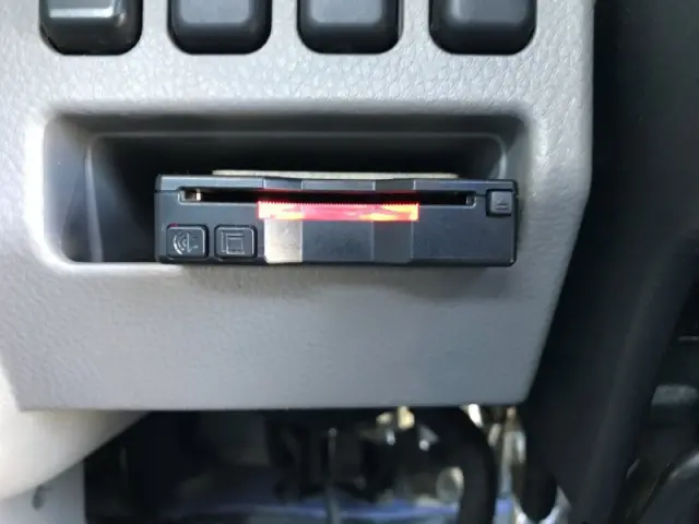 三菱 キャンター 2PG-FBA30(2WD)の写真10