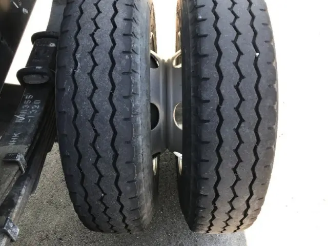 いすゞ フォワード 2RG-FRR90S1(2WD)の写真27