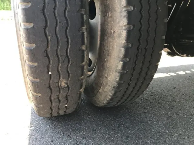 いすゞ エルフ 2RG-NKR88AN(2WD)の写真19