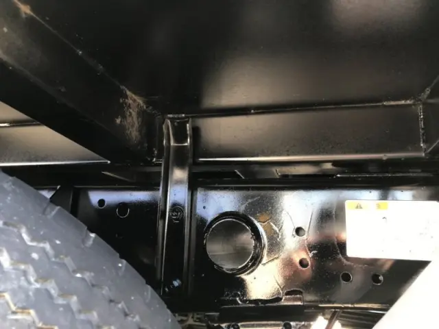 いすゞ エルフ 2RG-NKR88AN(2WD)の写真38