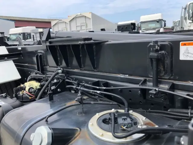 三菱 キャンター 2RG-FBAV0(2WD)の写真46