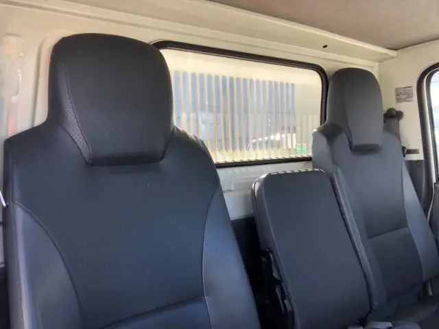 いすゞ エルフ TPG-NJR85AD(2WD)の写真15