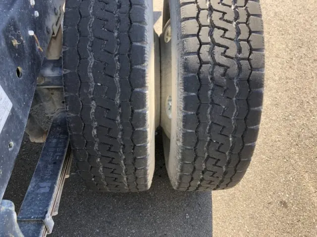 いすゞ エルフ TPG-NJR85AD(2WD)の写真21
