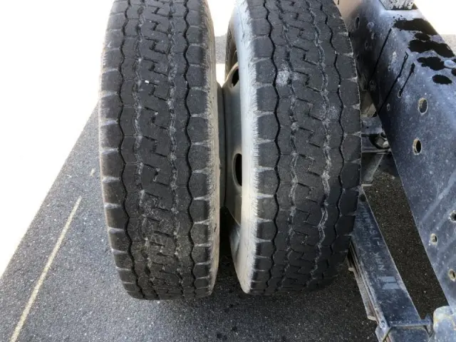 いすゞ エルフ TPG-NJR85AD(2WD)の写真23