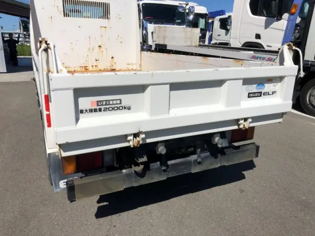 いすゞ エルフ TPG-NJR85AD(2WD)の写真39
