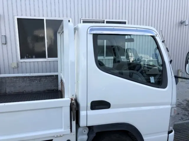 三菱 キャンターガッツ PDG-FB70B(2WD)の写真30