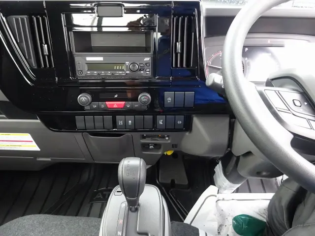 日産 アトラス 3DF-AHR87AF(2WD)の写真34