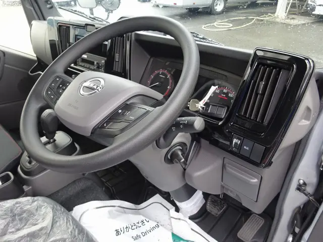 日産 アトラス 3DF-AHR87AF(2WD)の写真36