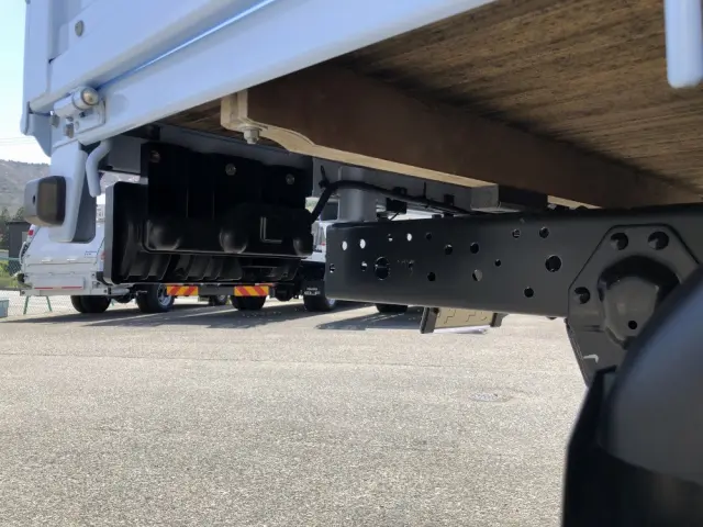 いすゞ エルフ 3DF-NHR87AF(2WD)の写真24