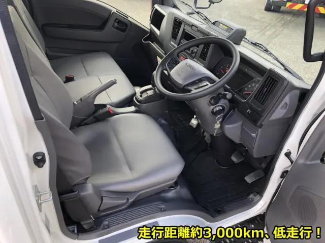 いすゞ エルフ 3DF-NHR87AF(2WD)の写真4