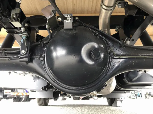 いすゞ エルフ 3DF-NHR87AF(2WD)の写真9