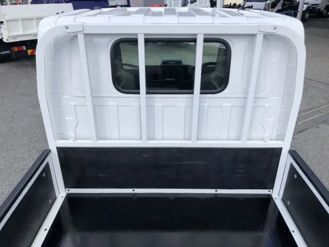 いすゞ エルフ 3DF-NHR87AF(2WD)の写真11