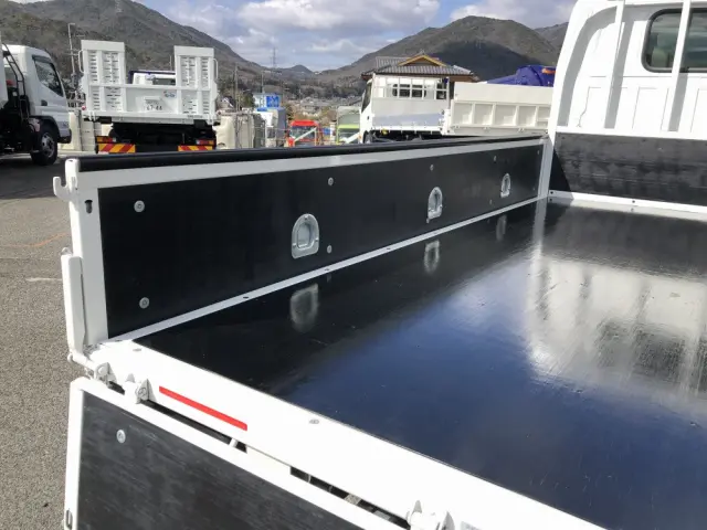 いすゞ エルフ 3DF-NHR87AF(2WD)の写真13