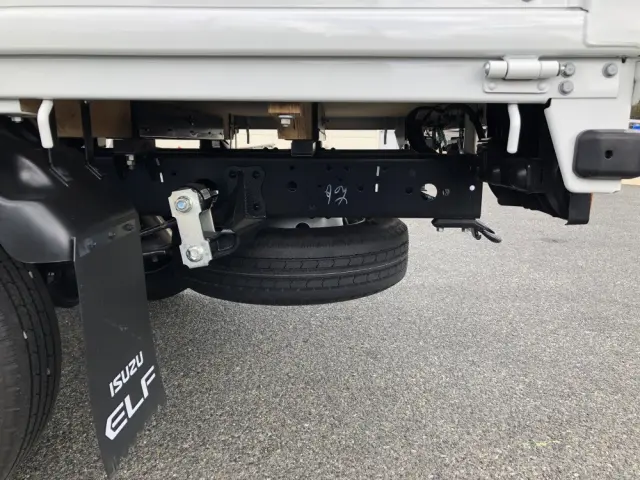 いすゞ エルフ 3DF-NHR87AF(2WD)の写真24