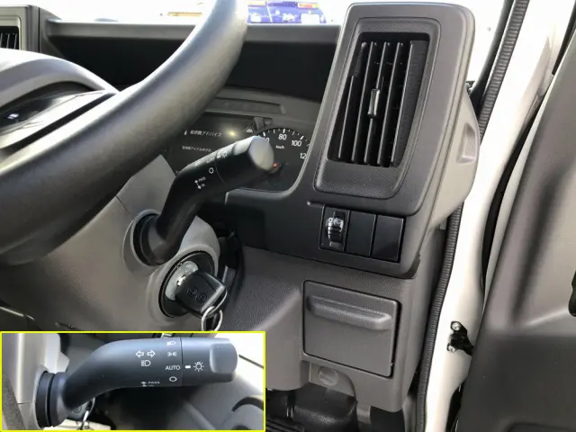 いすゞ エルフ 3DF-NHR87AF(2WD)の写真38