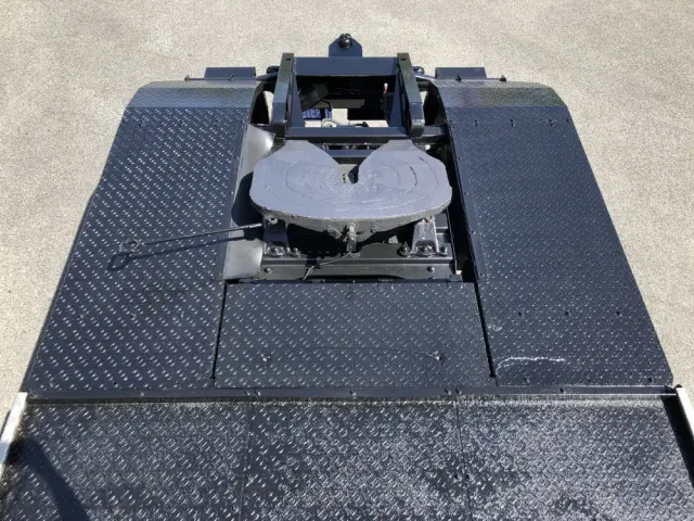 いすゞ ギガ QDG-EXZ52BJ(6x4)の写真19