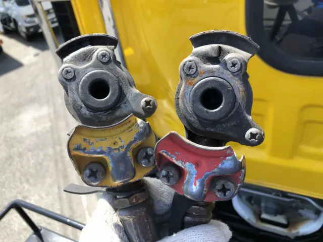 いすゞ ギガ QDG-EXZ52BJ(6x4)の写真20