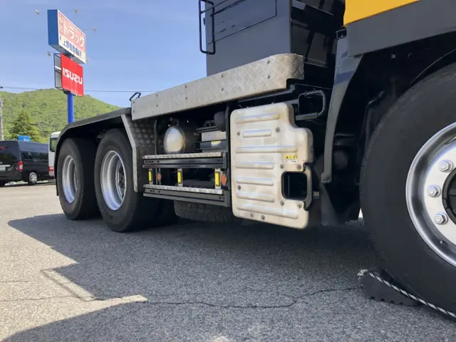 いすゞ ギガ QDG-EXZ52BJ(6x4)の写真25