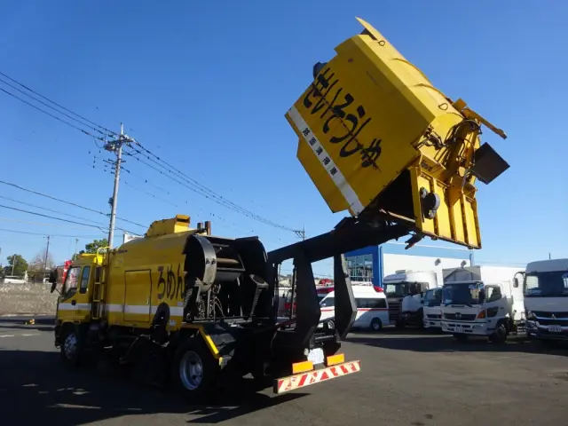 いすゞ フォワード PJ-FTR34F4改(2WD)の写真6