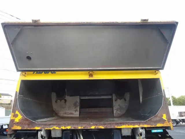 いすゞ フォワード PJ-FTR34F4改(2WD)の写真19