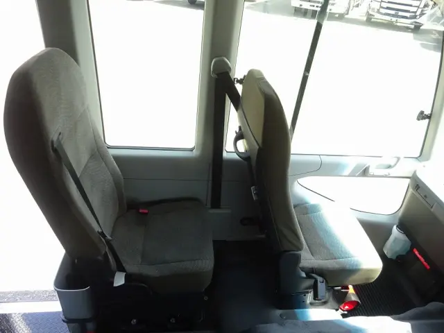 トヨタ コースター 2WG-GDB110(2WD)の写真21