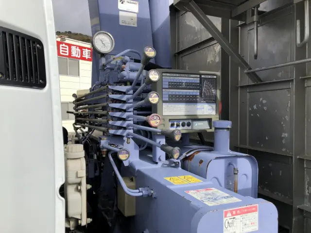 三菱 ファイター PJ-FQ62F(6x4)の写真18