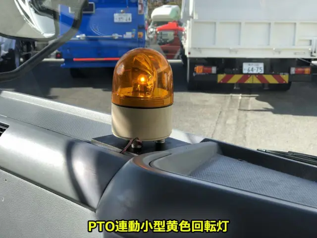 三菱 ファイター PJ-FQ62F(6x4)の写真41