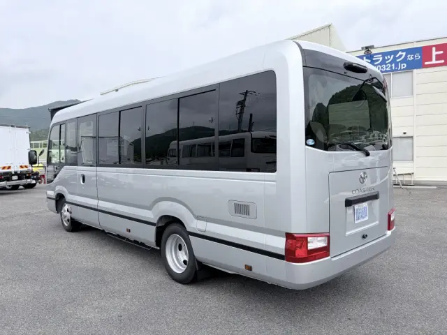 トヨタ コースター 2WG-GDB110(2WD)の写真6