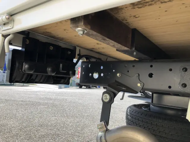 いすゞ エルフ 3DF-NHR87AF(2WD)の写真32