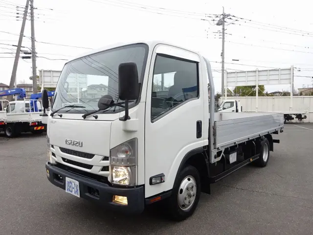 いすゞ エルフ TPG-NNS85AR(4WD)の写真1