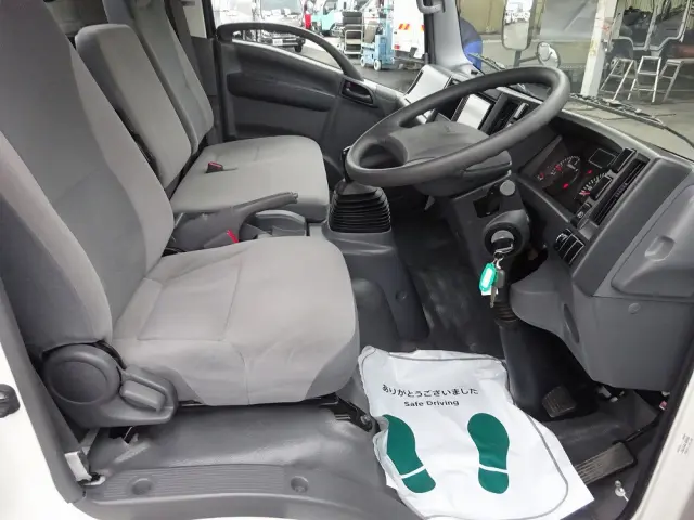 いすゞ エルフ TPG-NNS85AR(4WD)の写真4