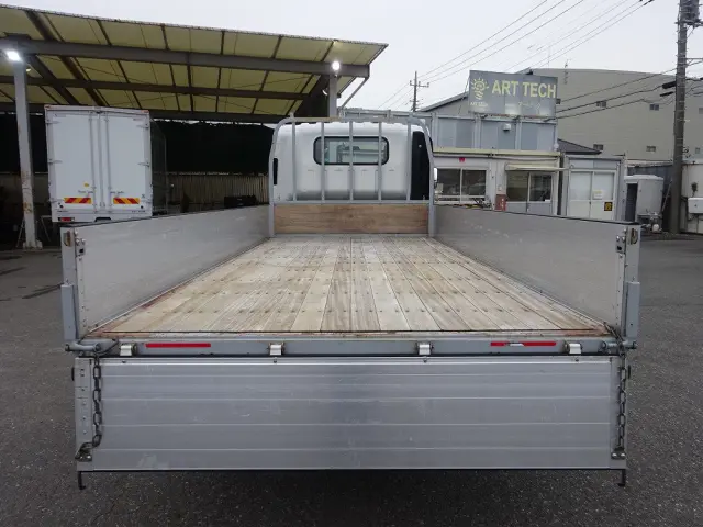 いすゞ エルフ TPG-NNS85AR(4WD)の写真11