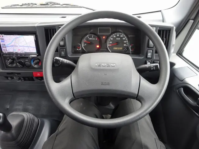 いすゞ エルフ TPG-NNS85AR(4WD)の写真32