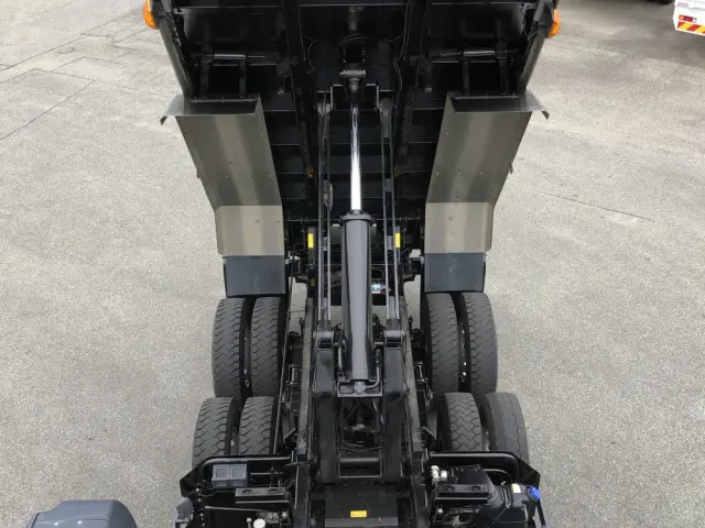 日野 プロフィア 2DG-FS1EGA(6x4)の写真29