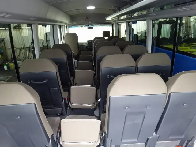 トヨタ コースター 2WG-GDB110(2WD)の写真14